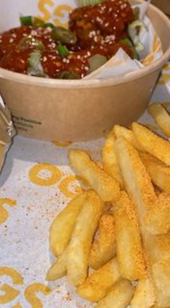 chicken with sauce and fries